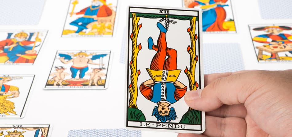 SIGNIFICADO DE LA CARTA DEL TAROT EL COLGADO