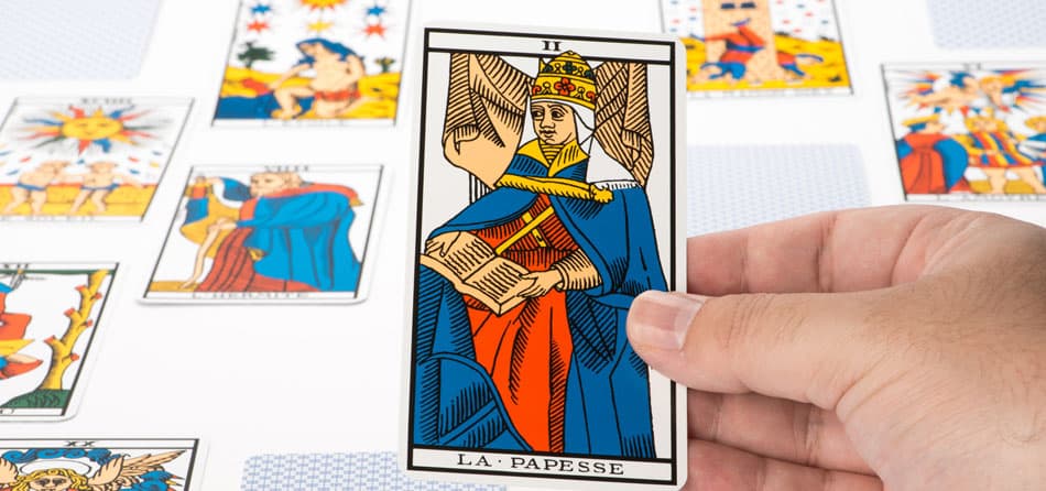 SIGNIFICADO DE LA CARTA DEL TAROT LA SACERDOTISA